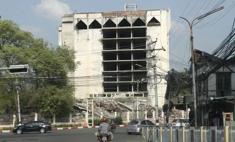 大学周边环境_中国周边环境恶劣 20个邻国 大国博弈怪物房